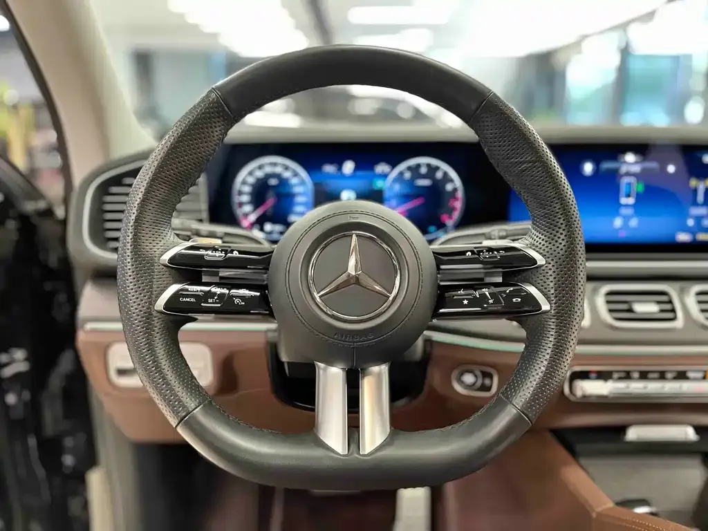 Mercedes-Benz GLS 2024 из CN, фото 7
