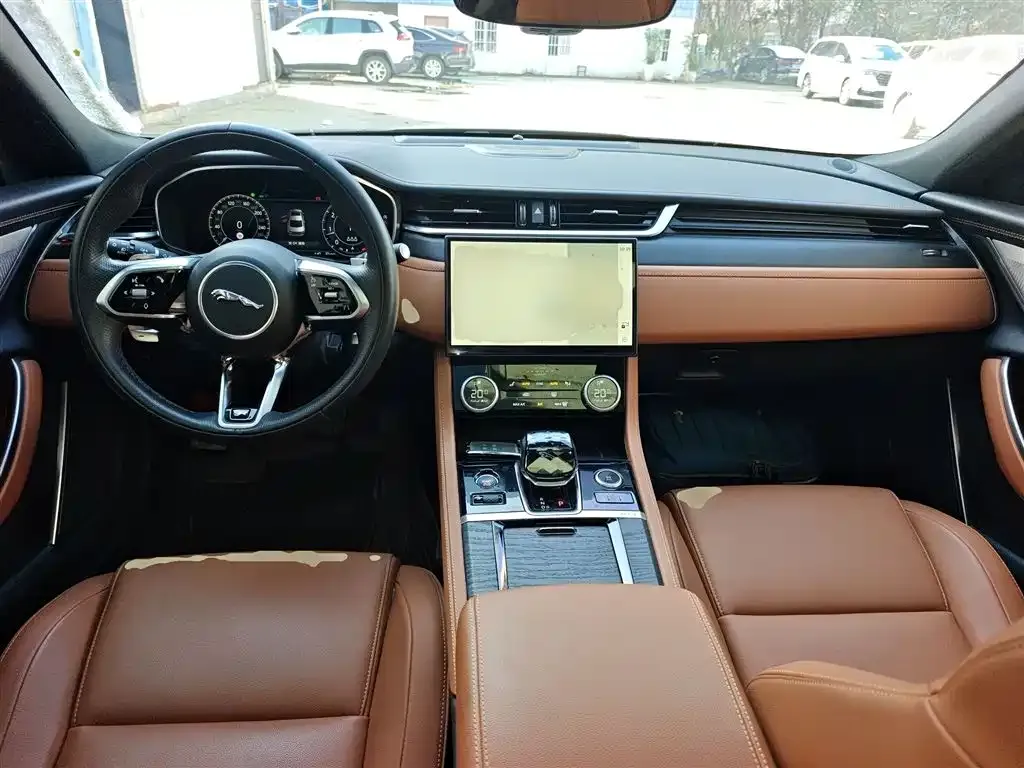 Jaguar XFL 2023 из CN, фото 2