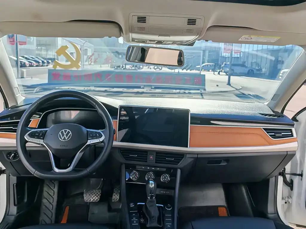 Volkswagen Bora 2024 из CN, фото 3