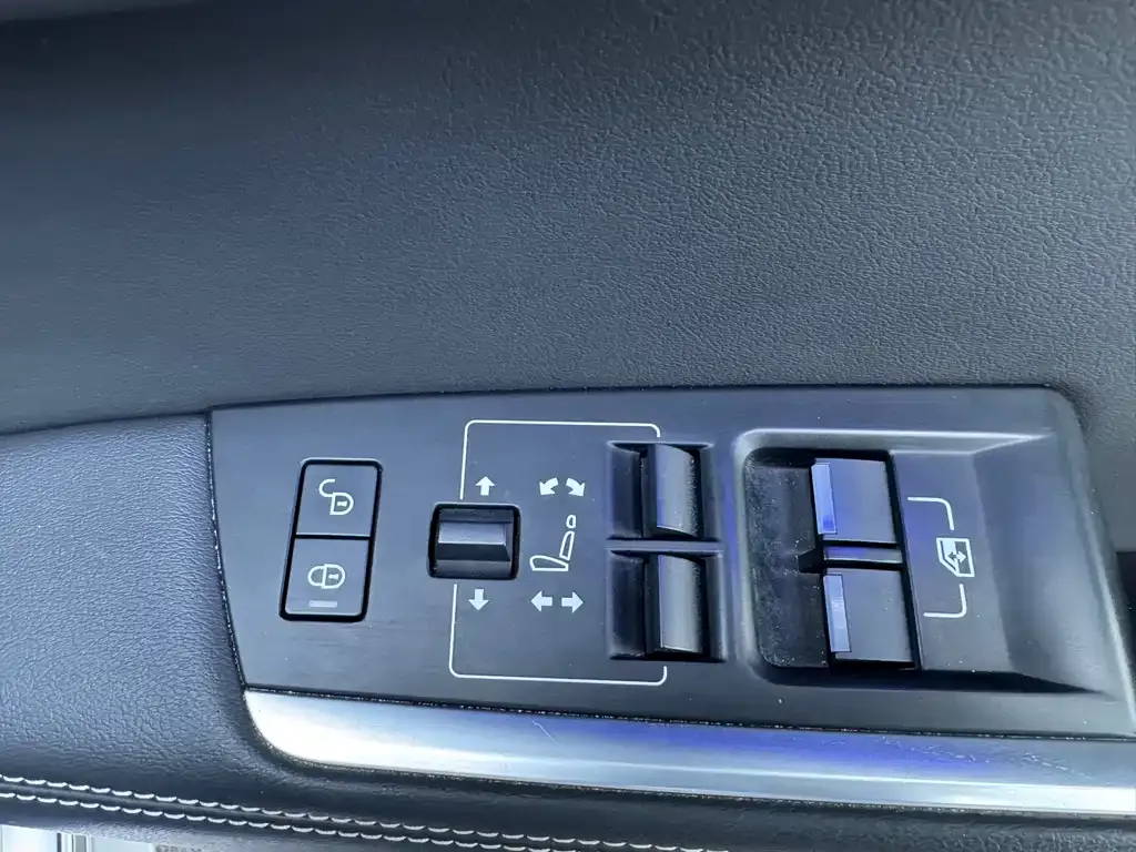 Jaguar XEL 2021 из CN, фото 8