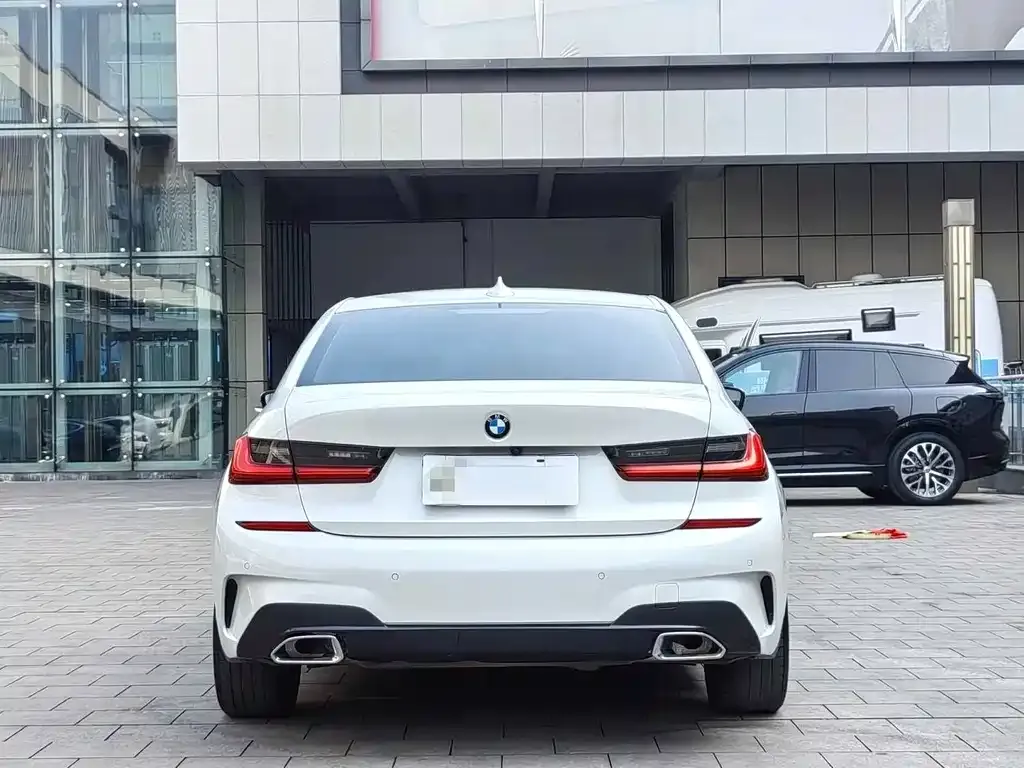 BMW 3 Series 2021 из CN, фото 4