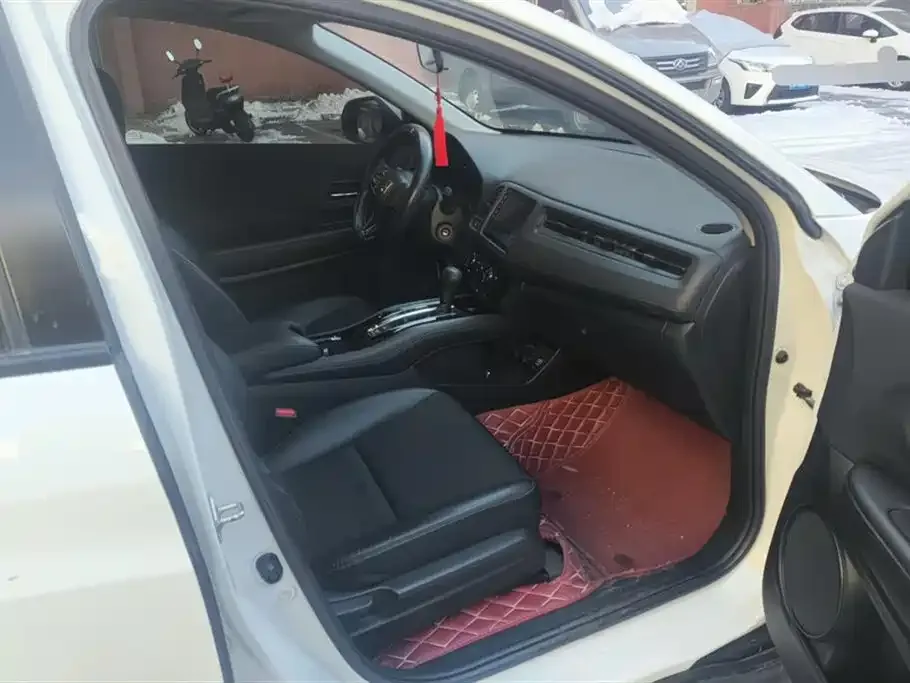 Honda Vezel 2021 из CN, фото 3