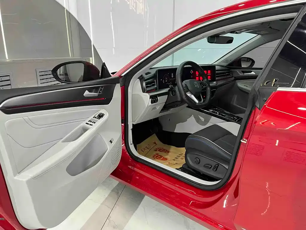 Volkswagen Lamando 2022 из CN, фото 7