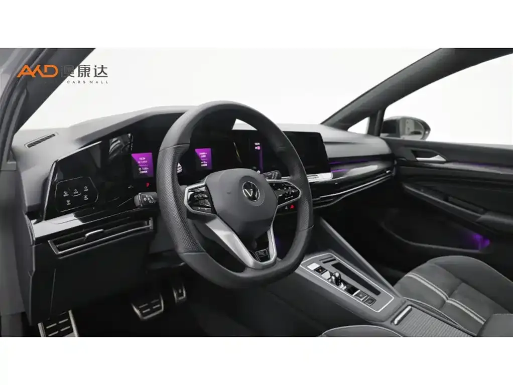 Volkswagen Golf 2024 из CN, фото 7