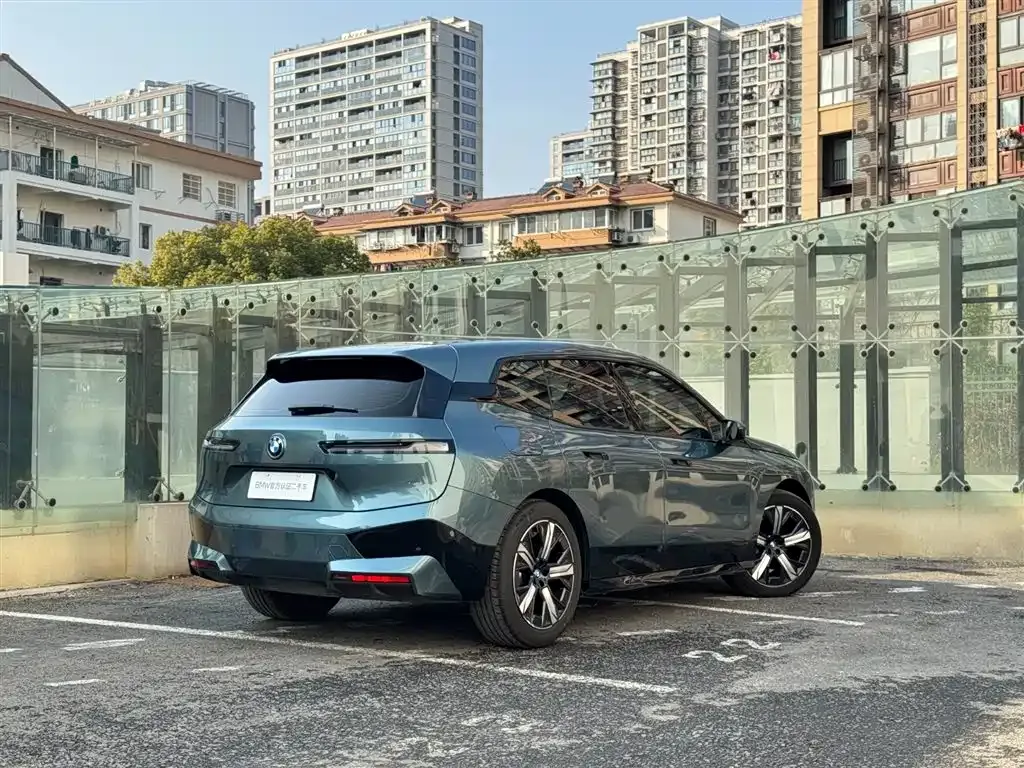 BMW iX 2023 из CN, фото 9