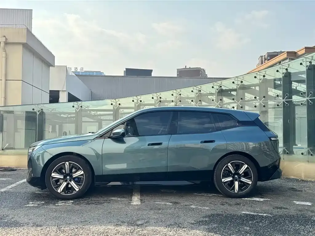 BMW iX 2023 из CN, фото 5