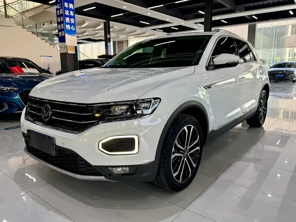 Volkswagen T-Roc 2023 из CN, фото 1