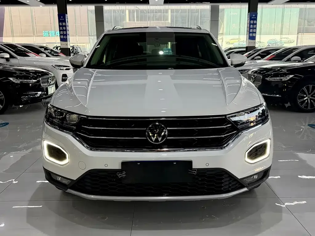 Volkswagen T-Roc 2023 из CN, фото 8