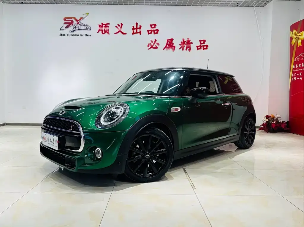 MINI Cooper (3-door) 2021 из CN, фото 1