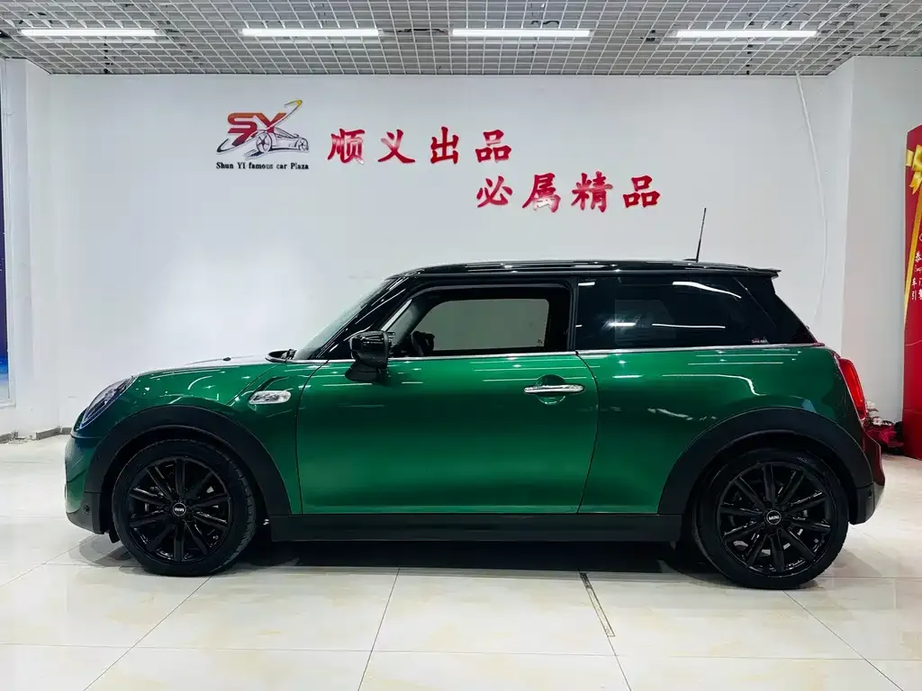 MINI Cooper (3-door) 2021 из CN, фото 3