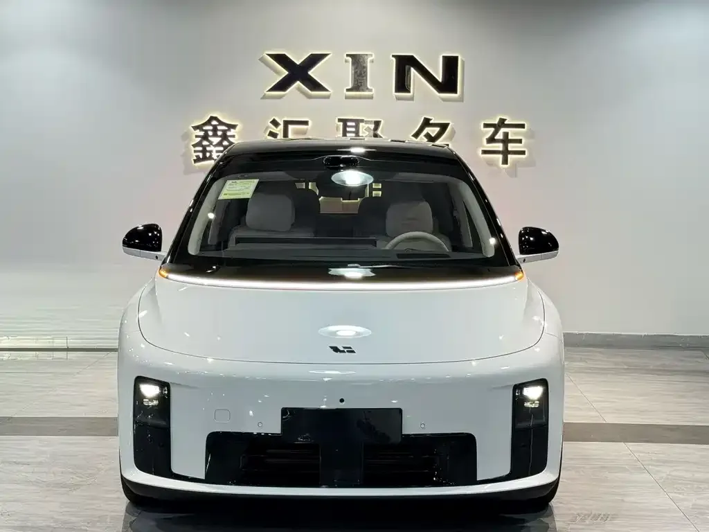 Li Auto i8 2025 из CN, фото 3