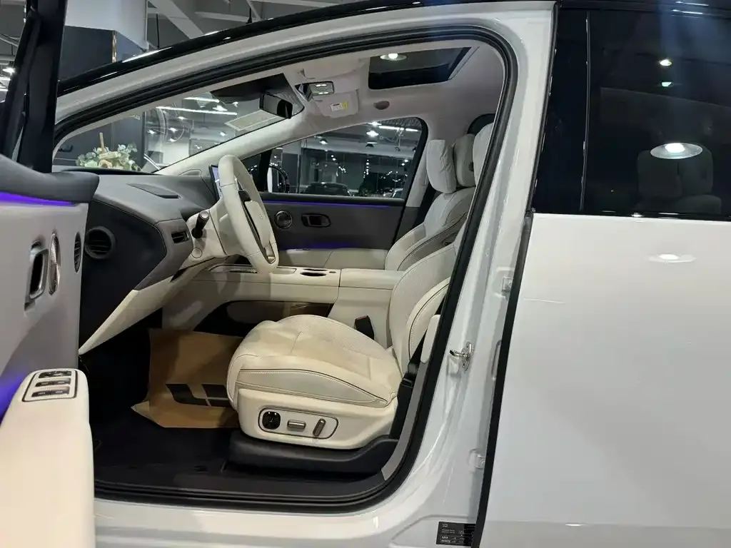 Li Auto i8 2025 из CN, фото 6
