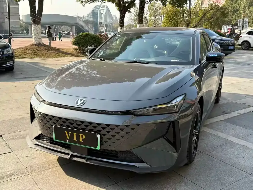 Changan UNI-V iDD 2024 из CN, фото 1
