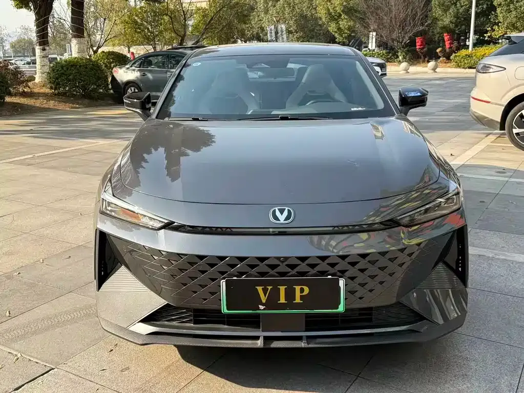 Changan UNI-V iDD 2024 из CN, фото 4