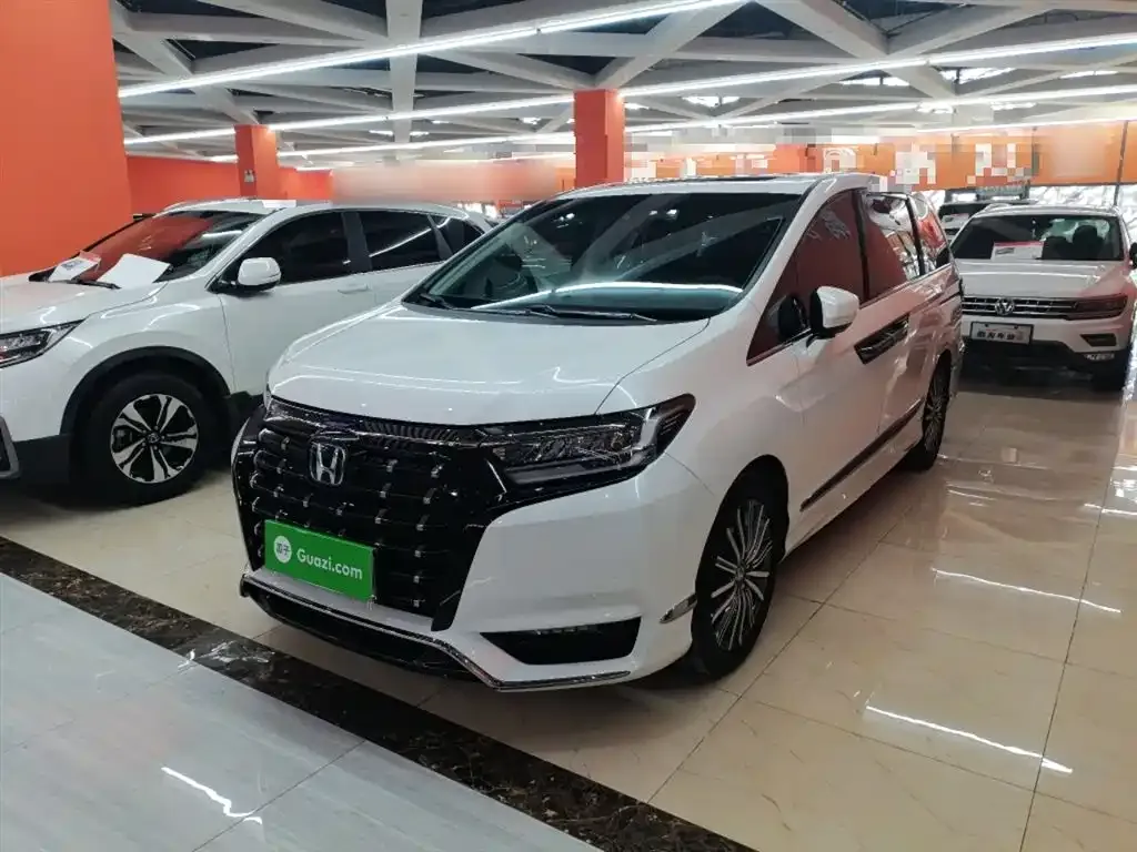 Honda Elysion 2023 из CN, фото 5