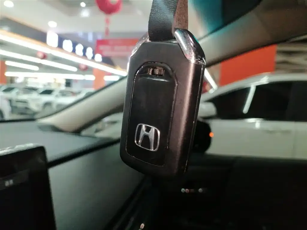 Honda Elysion 2023 из CN, фото 10