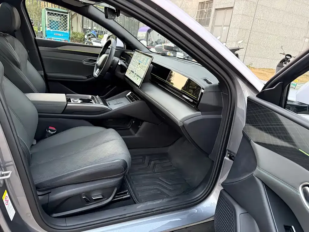 BYD Qin L 2025 из CN, фото 9