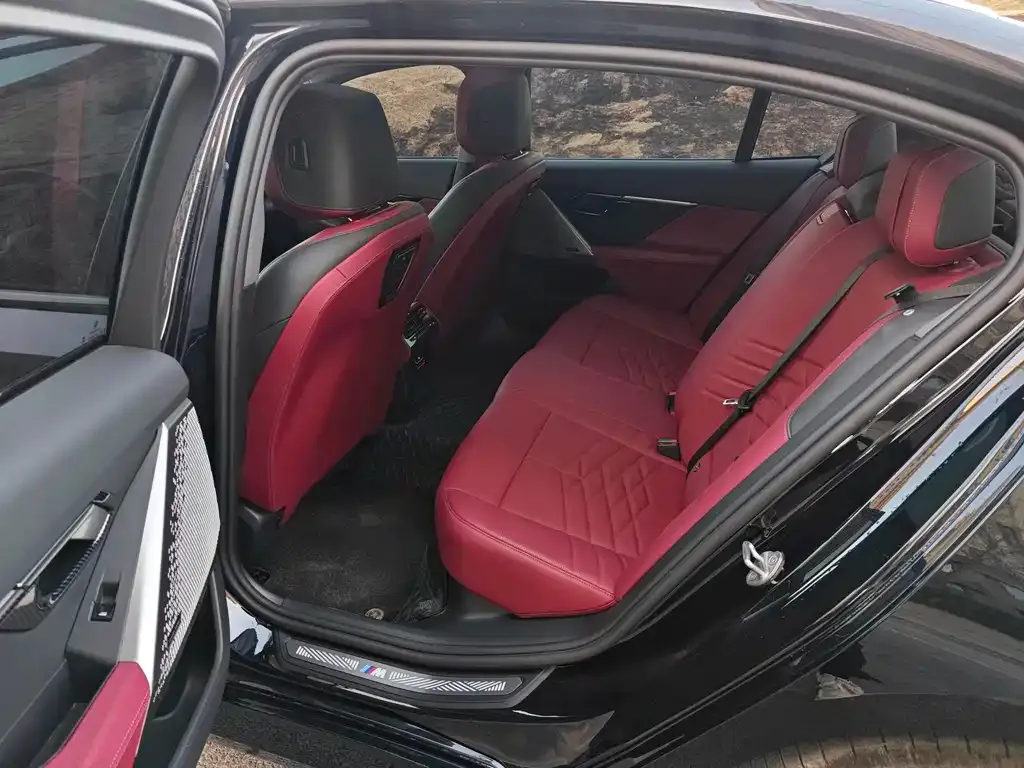 BMW i5 2024 из CN, фото 4