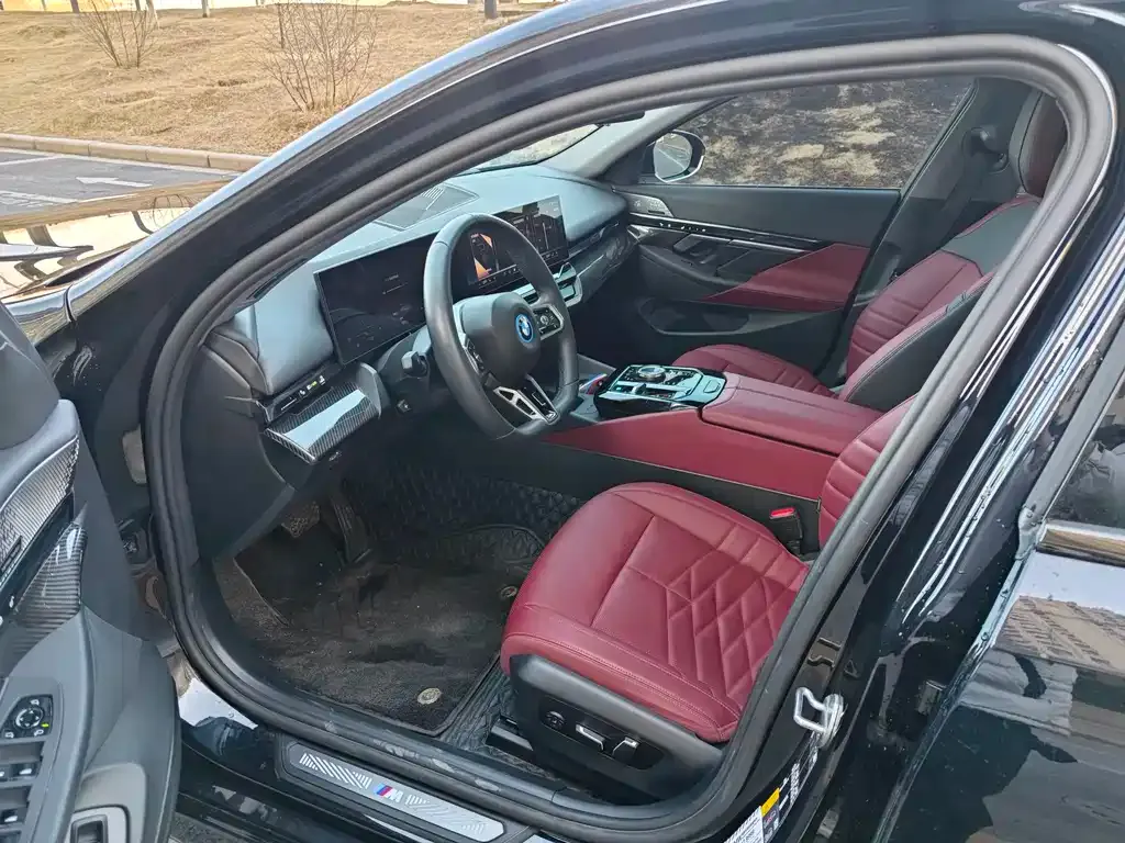 BMW i5 2024 из CN, фото 3