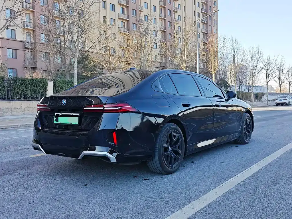 BMW i5 2024 из CN, фото 9