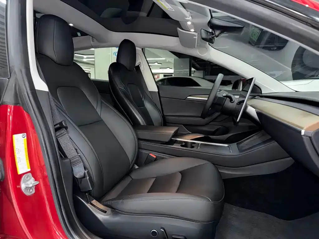 Tesla Model 3 2021 из CN, фото 7