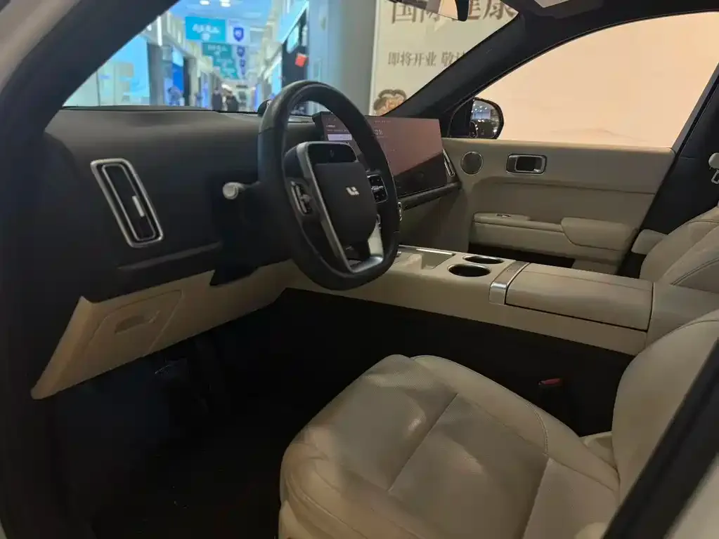 Li Auto L7 2024 из CN, фото 2