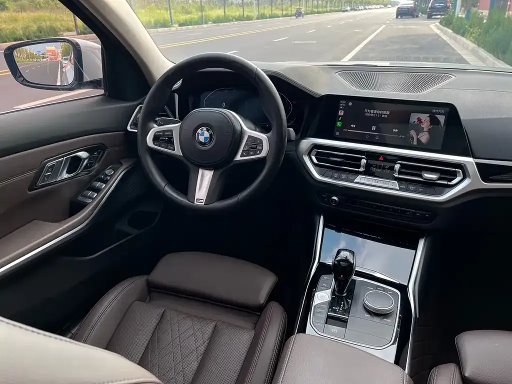 BMW 3 Series 2022 из CN, фото 8