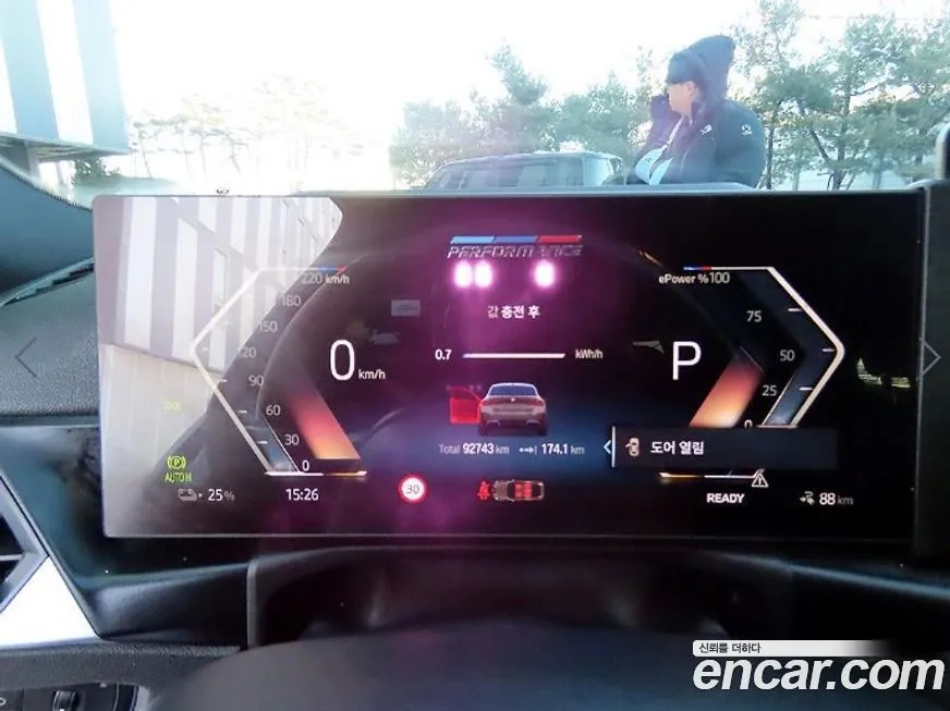 BMW i4 2024 из KR, фото 4