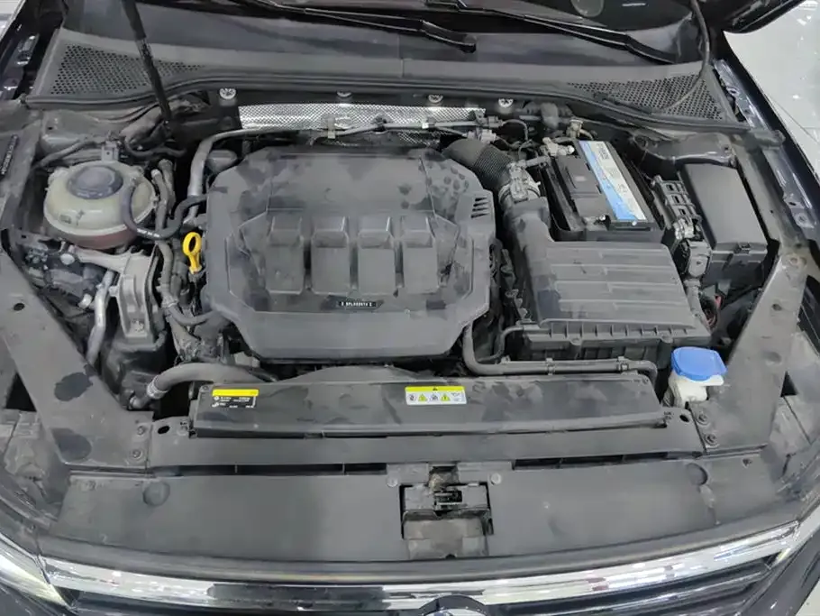 Volkswagen Magotan 2021 из CN, фото 4