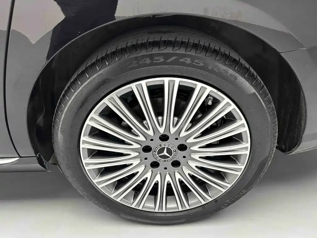 Mercedes-Benz E-Class 2023 из CN, фото 7