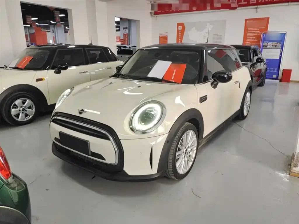 MINI Cooper (3-door) 2022 из CN, фото 2
