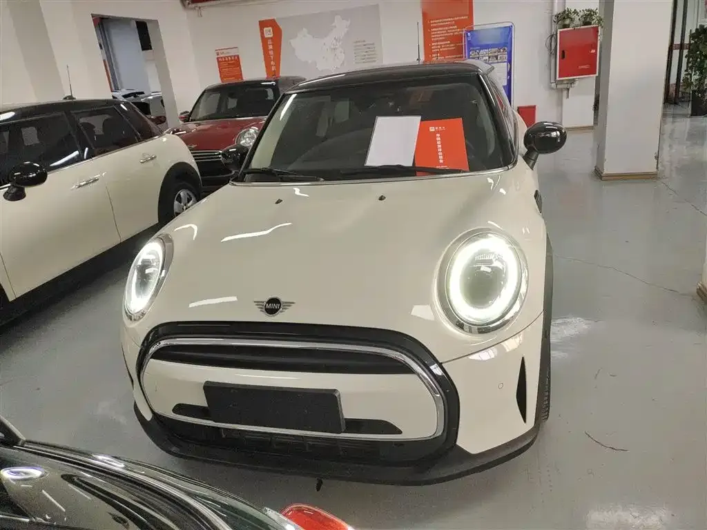 MINI Cooper (3-door) 2022 из CN, фото 3