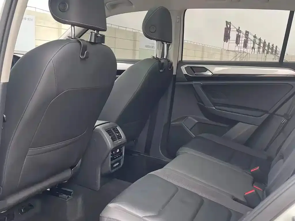 Volkswagen Tayron 2022 из CN, фото 9