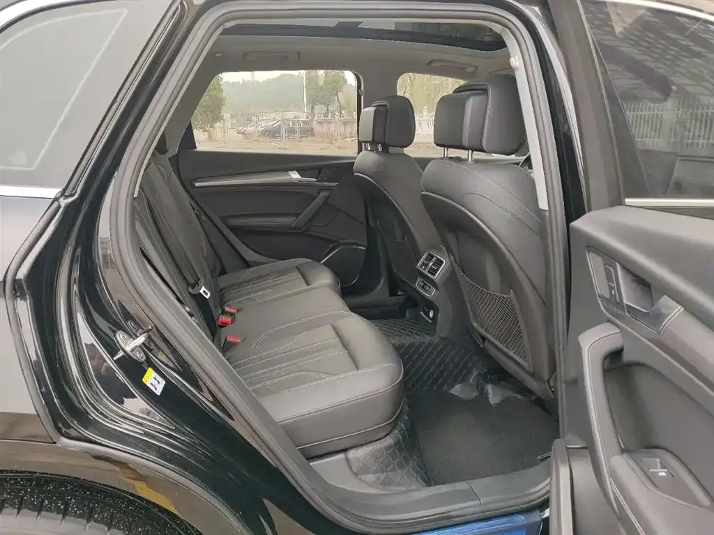 Audi Q5L 2022 из CN, фото 4