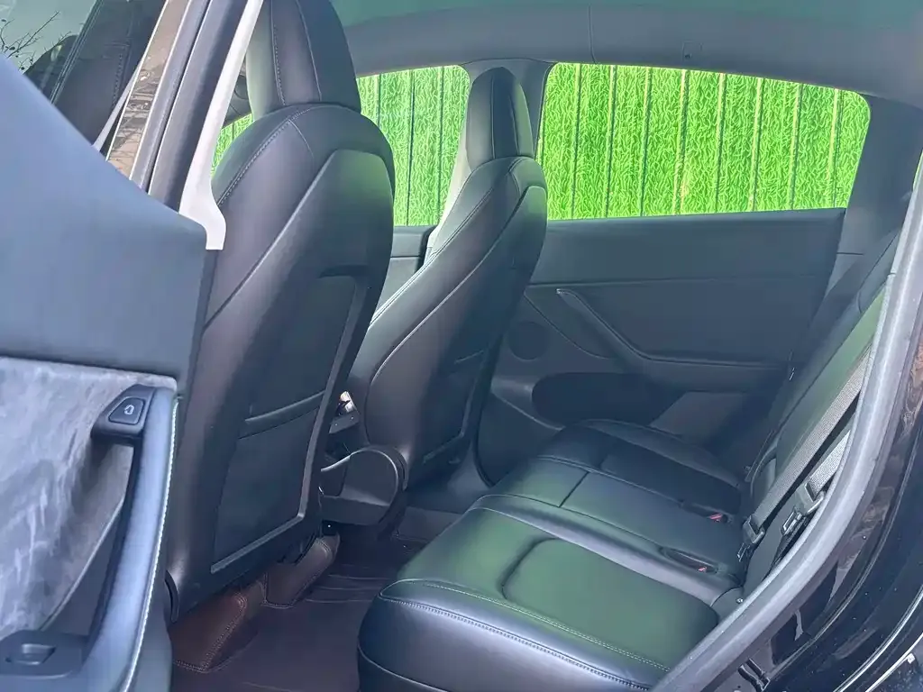 Tesla Model Y 2022 из CN, фото 3