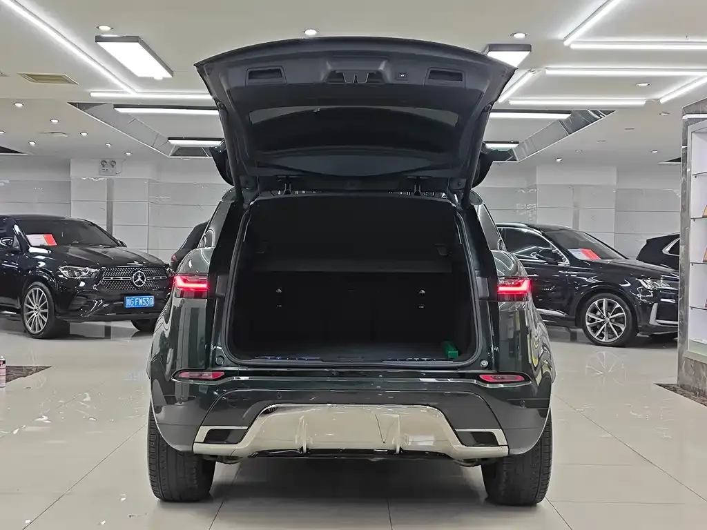 Land Rover Evoque 2024 из CN, фото 2