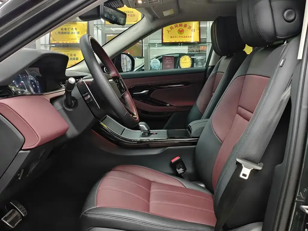 Land Rover Evoque 2024 из CN, фото 5
