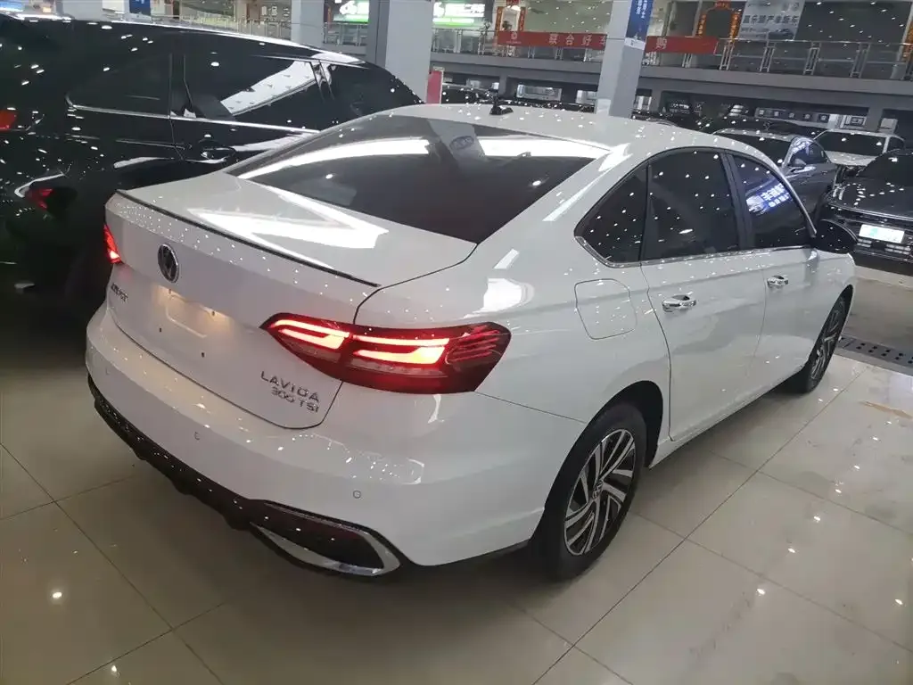 Volkswagen Lavida 2023 из CN, фото 7