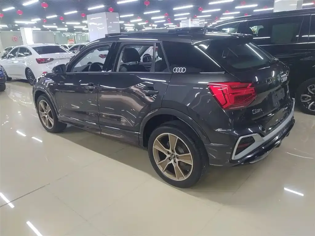Audi Q2L 2023 из CN, фото 7