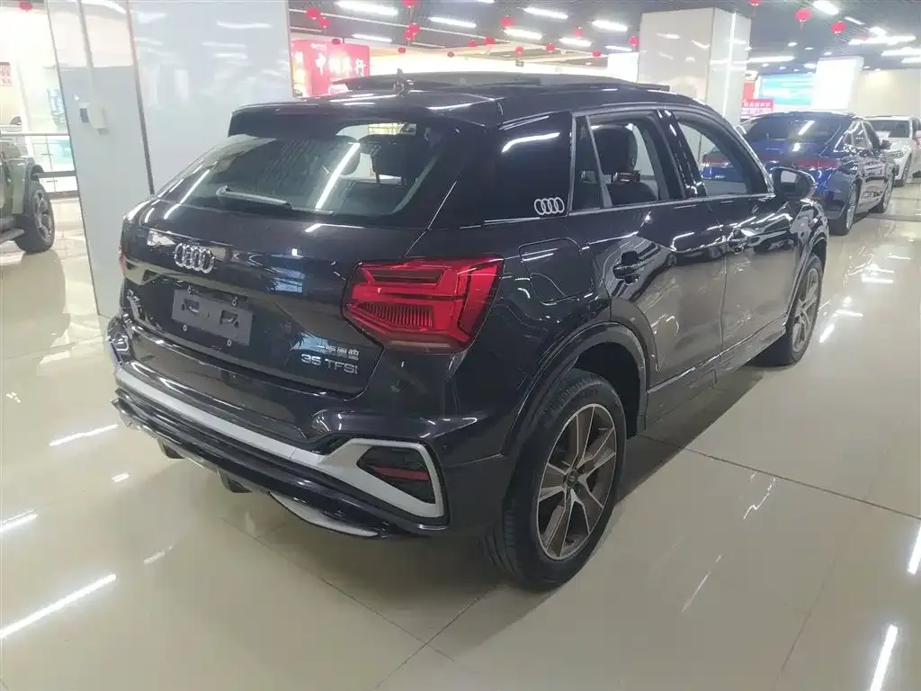 Audi Q2L 2023 из CN, фото 10