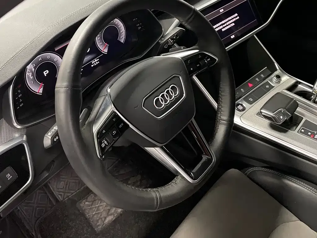 Audi A6L — фото 5