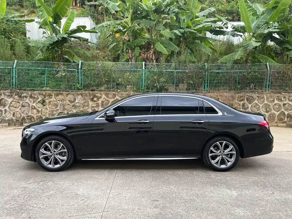 Mercedes-Benz E-Class 2022 из CN, фото 7