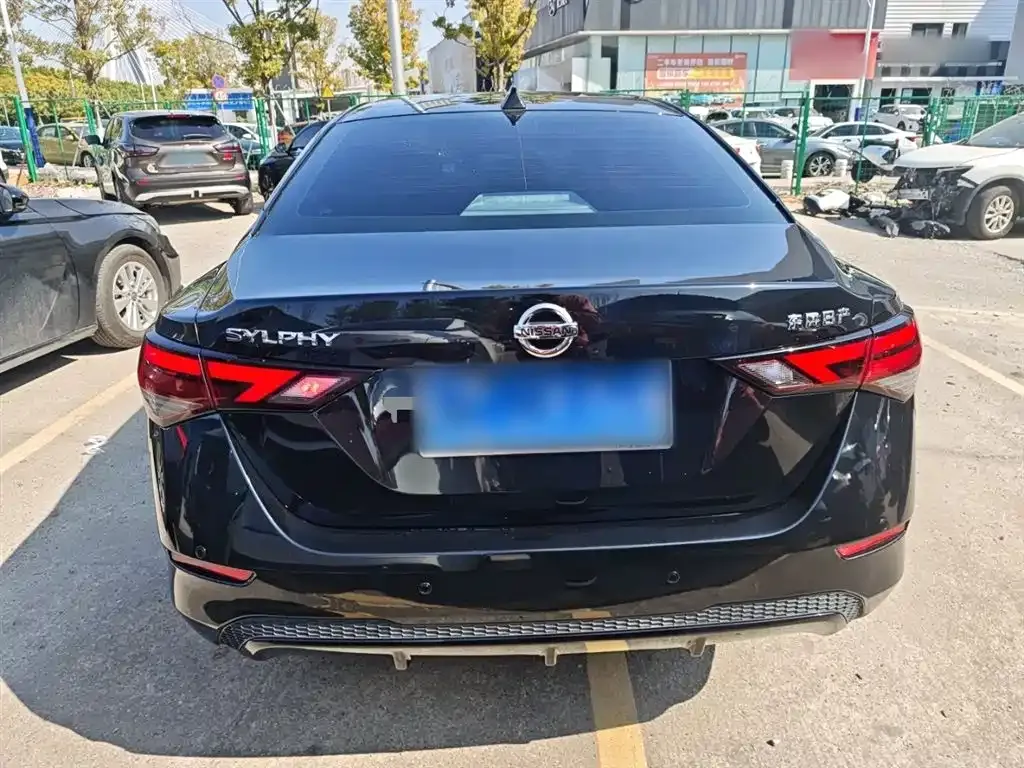 Nissan Sylphy 2023 из CN, фото 5