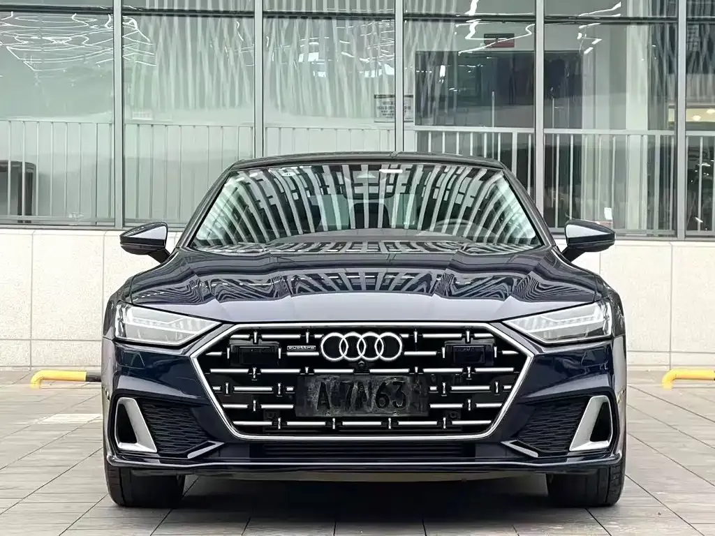 Audi A7L 2023 из CN, фото 6