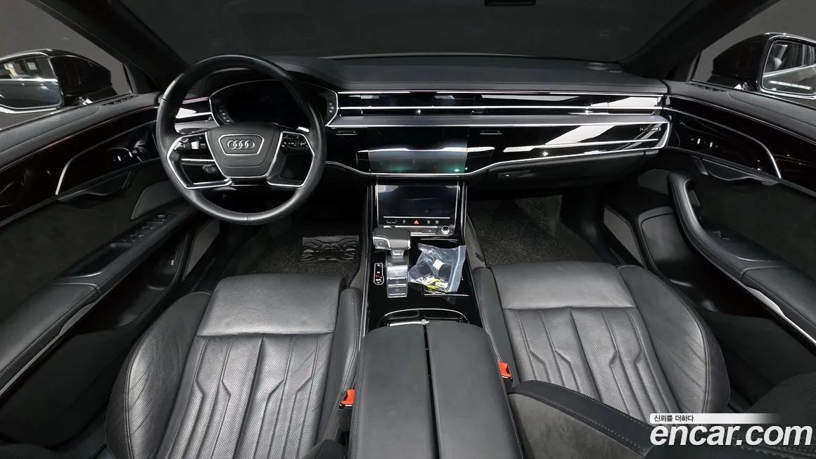 Audi A8 — фото 7