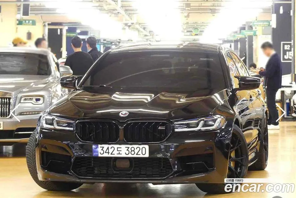 BMW M5 2023 из KR, фото 3