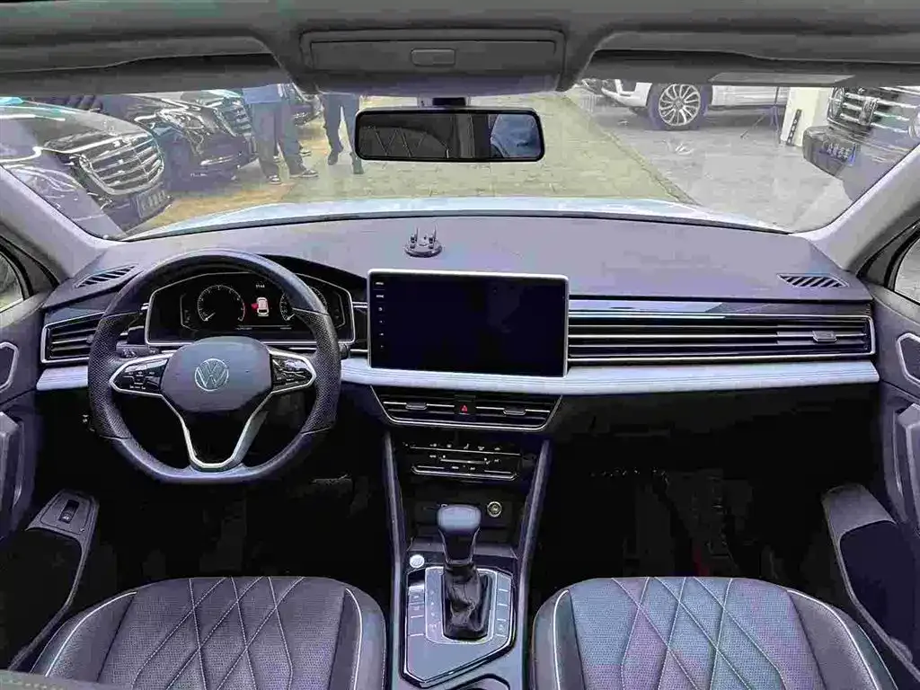 Volkswagen Tiguan L 2023 из CN, фото 7