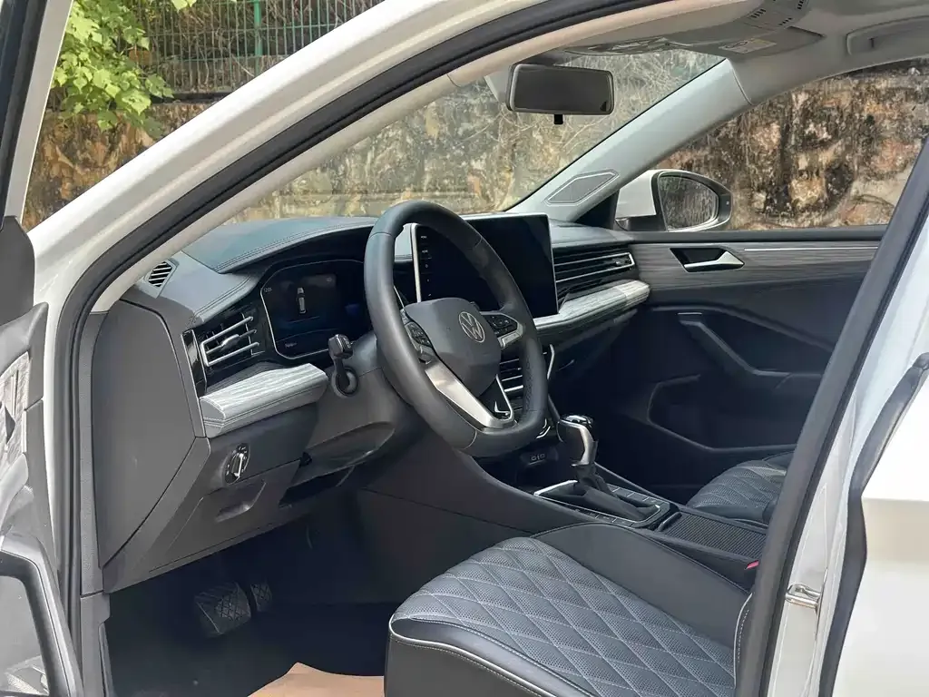 Volkswagen Sagitar 2023 из CN, фото 6