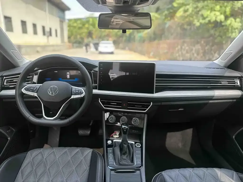 Volkswagen Sagitar 2023 из CN, фото 3