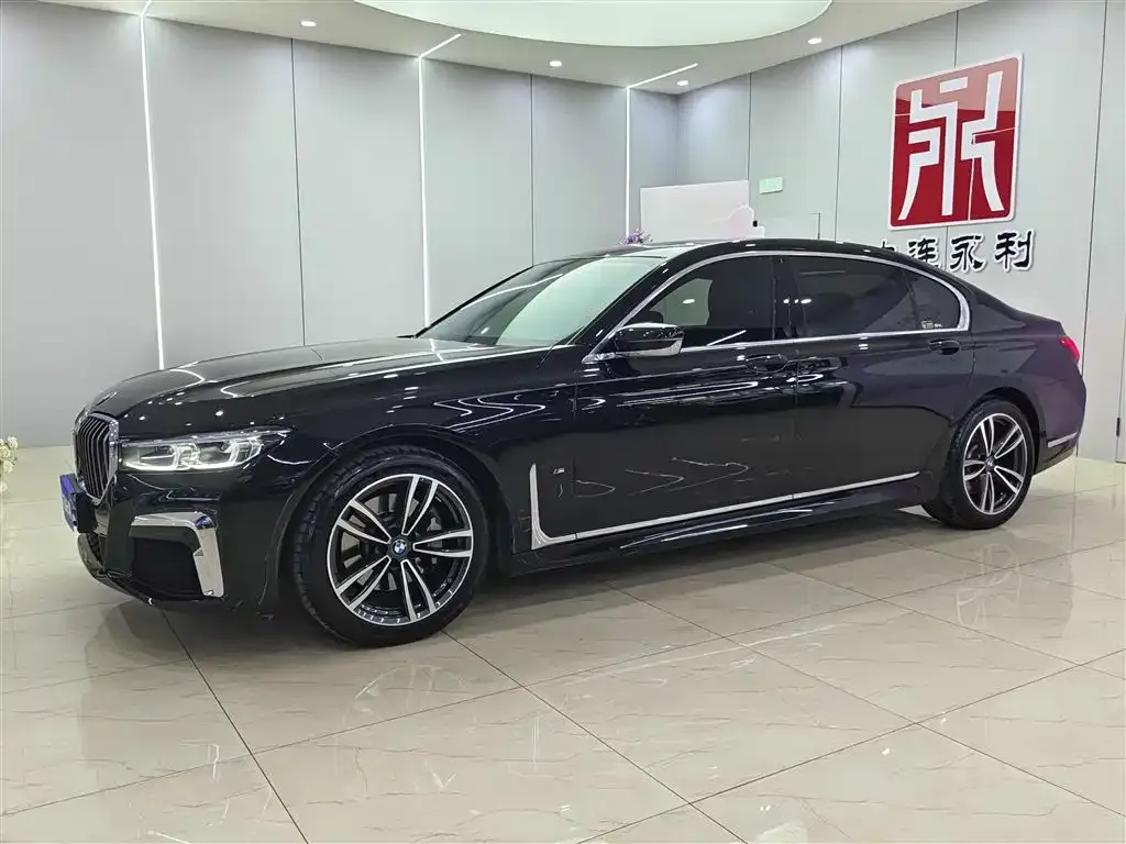 BMW 7 Series 2021 из CN, фото 1